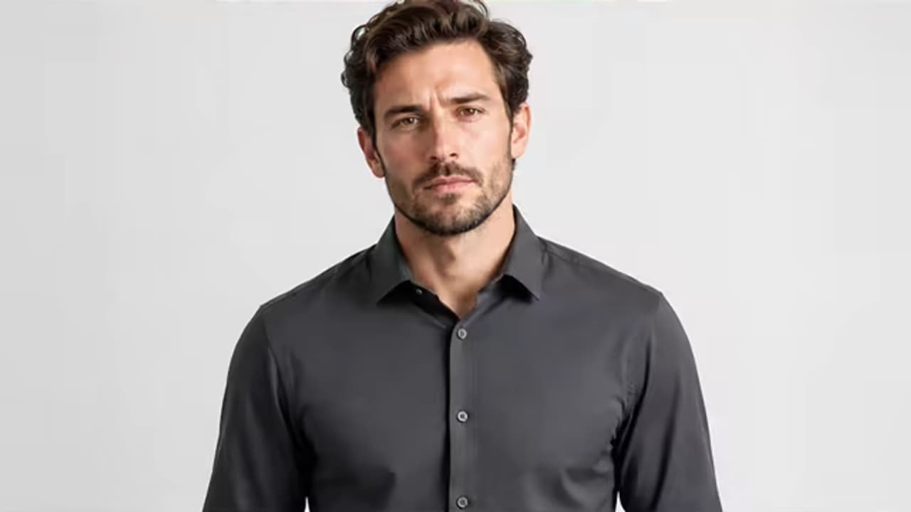 Clean Up a Shirt in a Portrait after